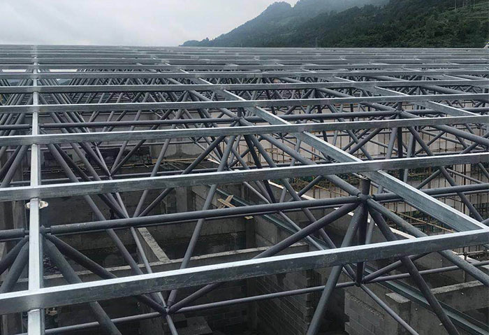 昆山仁怀冠英学校艺体楼网架